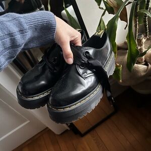 Holly Platforms - like new condition